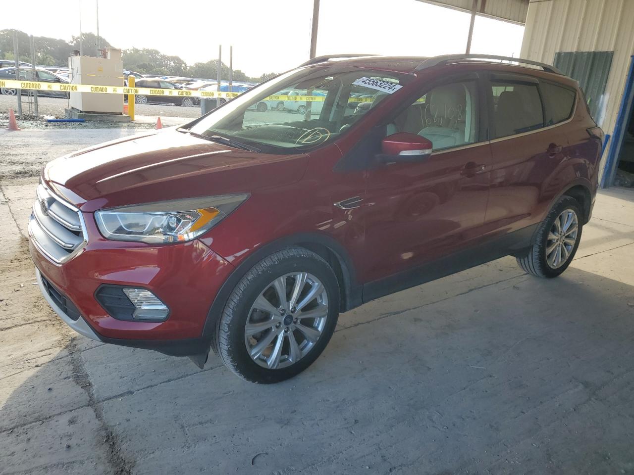 VIN: 1FMCU0JDXHUD03886 2017 FORD ESCAPE