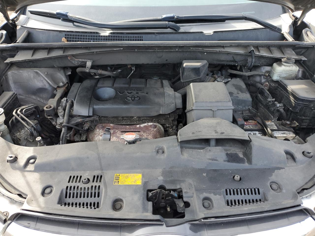 TOYOTA HIGHLANDER LE