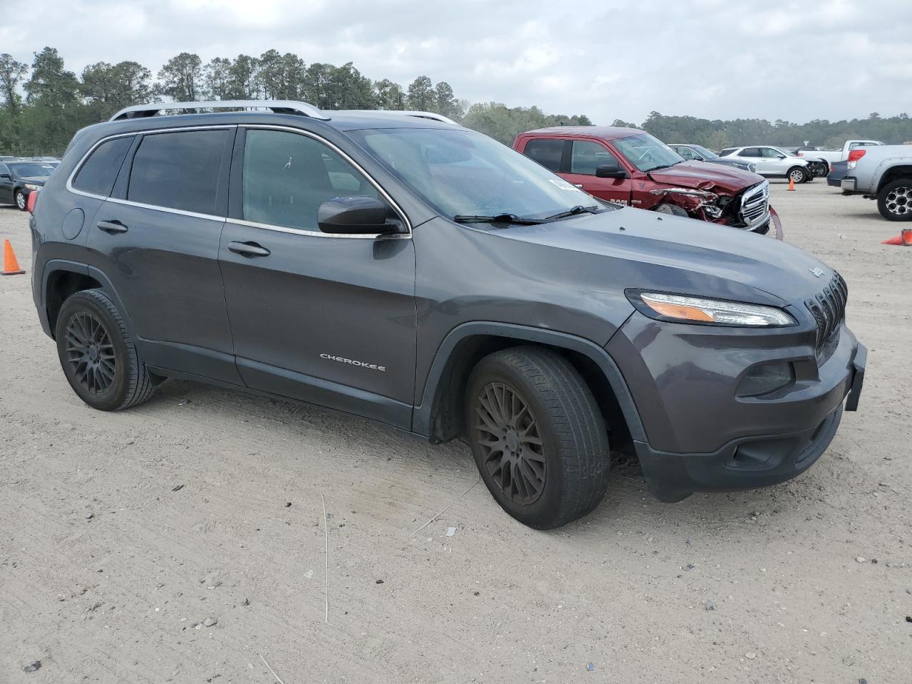 1C4PJLCB4FW781556 2015 Jeep Cherokee Latitude