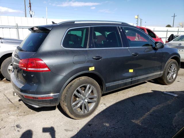 2016 Volkswagen Touareg Sport VIN: WVGEF9BP0GD002462 Lot: 44404914