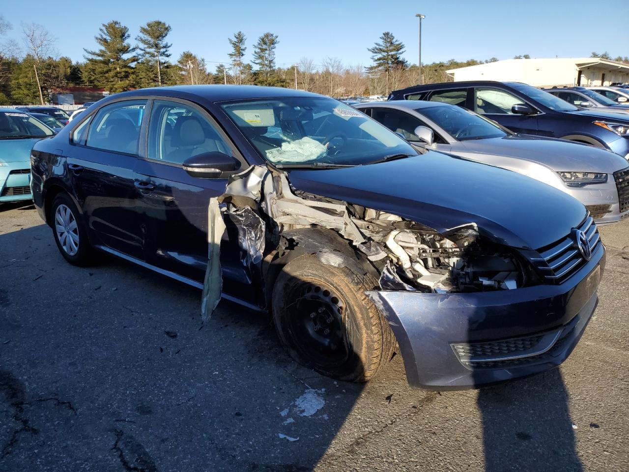 1VWAP7A34CC067041 2012 Volkswagen Passat S