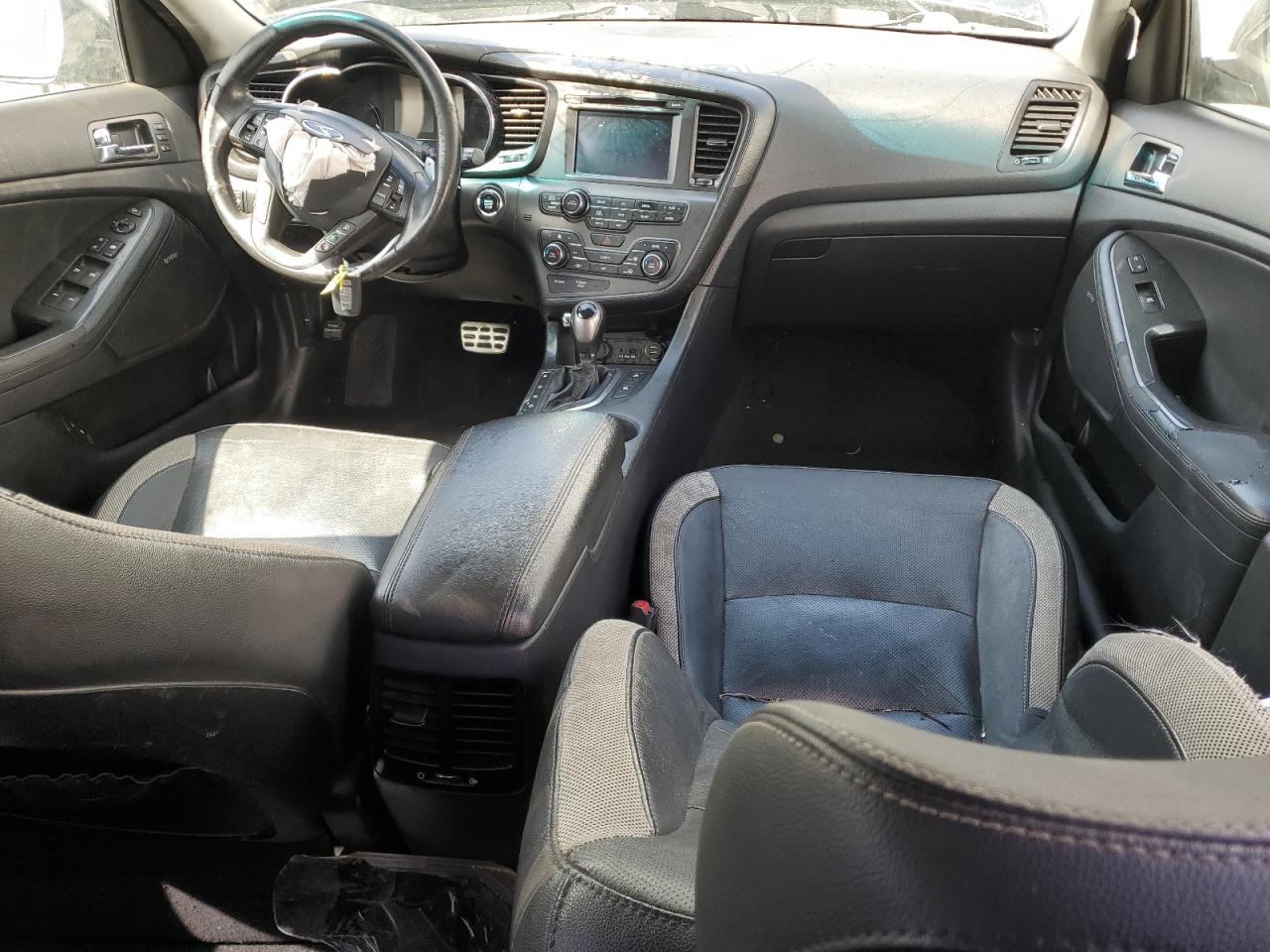 5XXGR4A62CG023359 2012 Kia Optima Sx