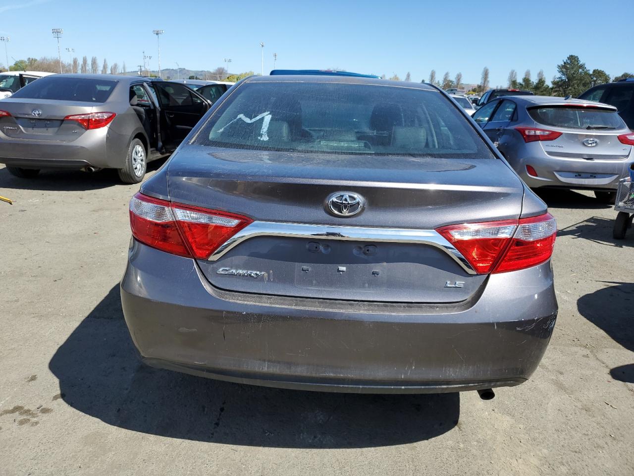 4T1BF1FK3HU285427 2017 Toyota Camry Le