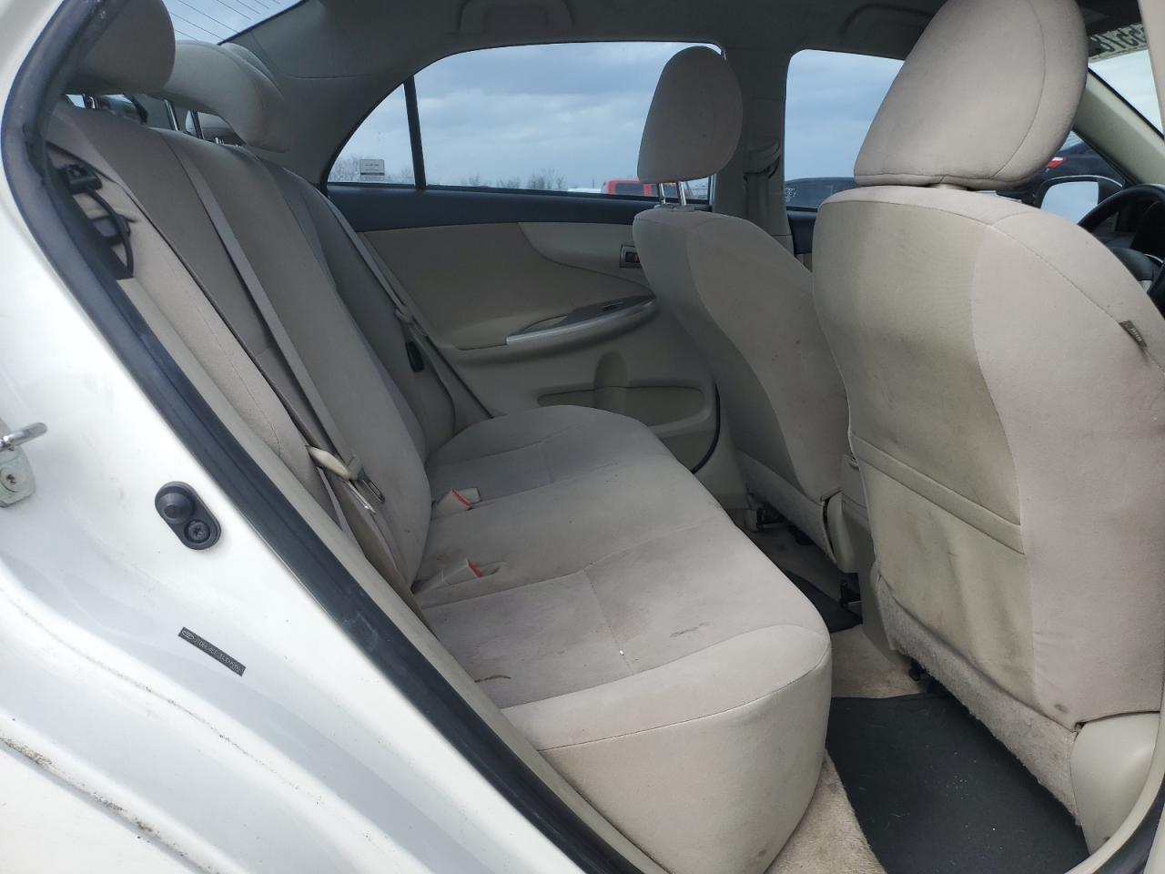 JTDBU4EE2BJ099863 2011 Toyota Corolla Base