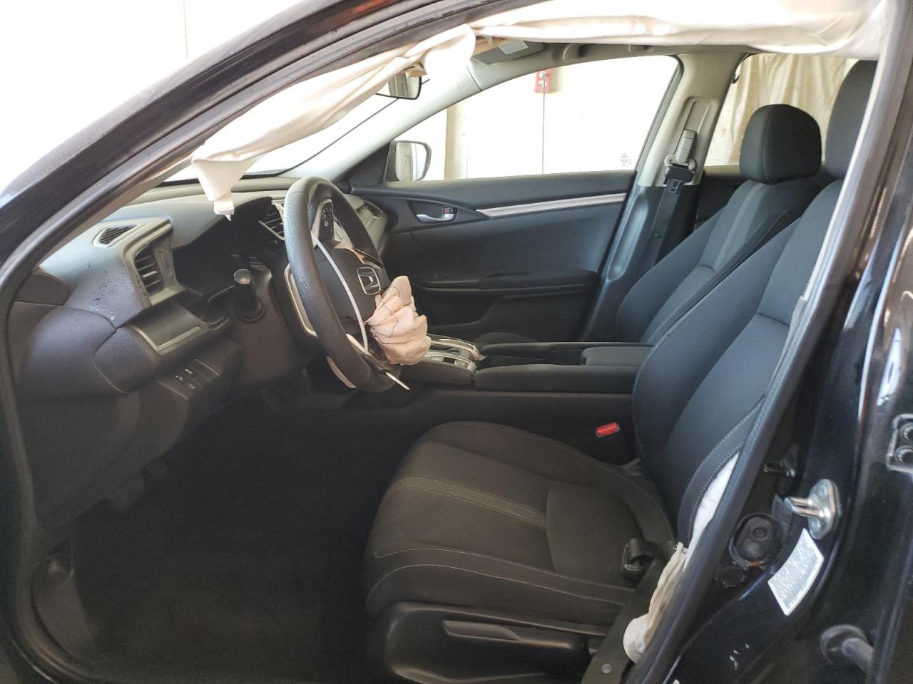 19XFC2F66KE006775 2019 Honda Civic Lx