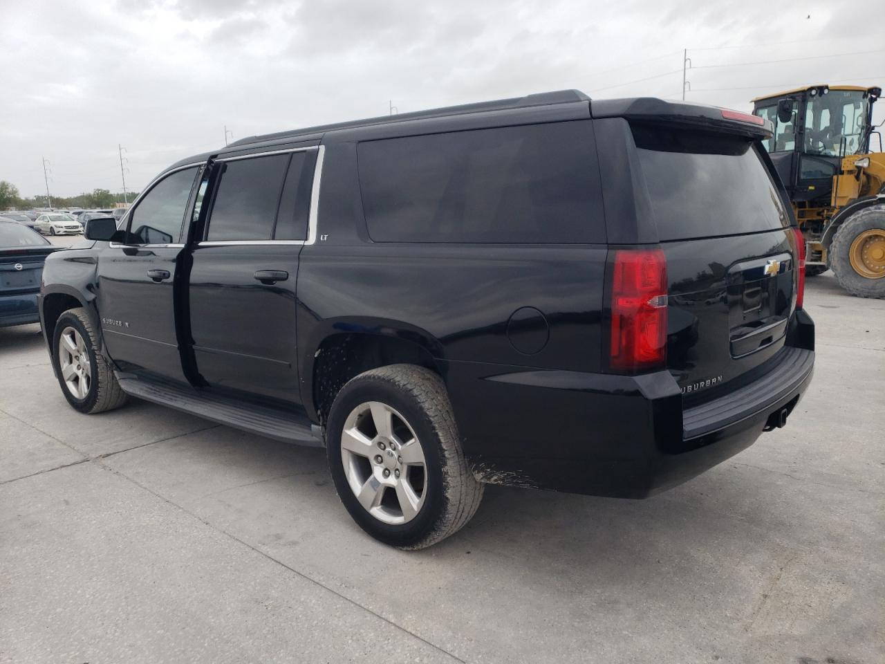 2015 Chevrolet Suburban C1500 Lt vin: 1GNSCJKC7FR237545