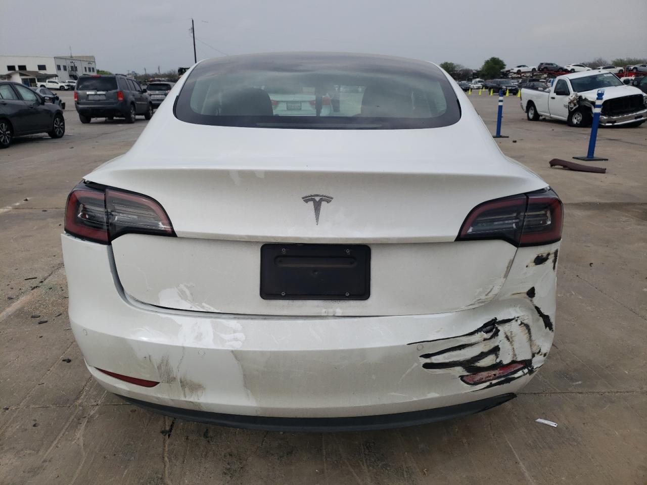 5YJ3E1EA1NF322001 2022 Tesla Model 3