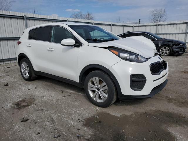 VIN KNDPM3AC6J7456056 2018 KIA Sportage, LX no.4