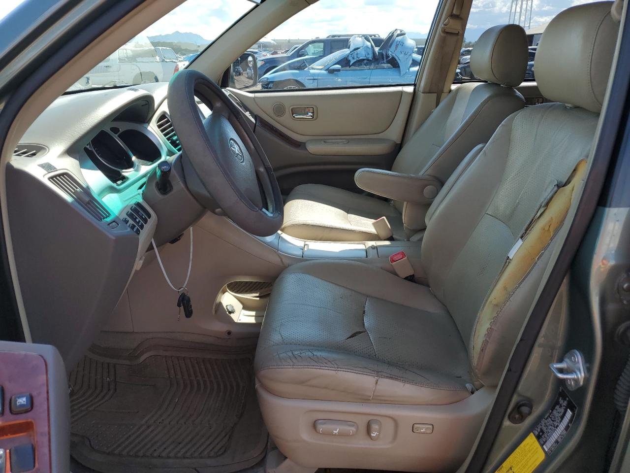 JTEEP21A250096138 2005 Toyota Highlander Limited