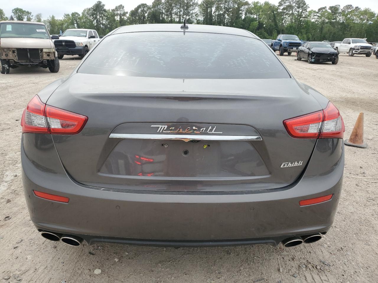 2016 Maserati Ghibli S vin: ZAM57RSA4G1173578