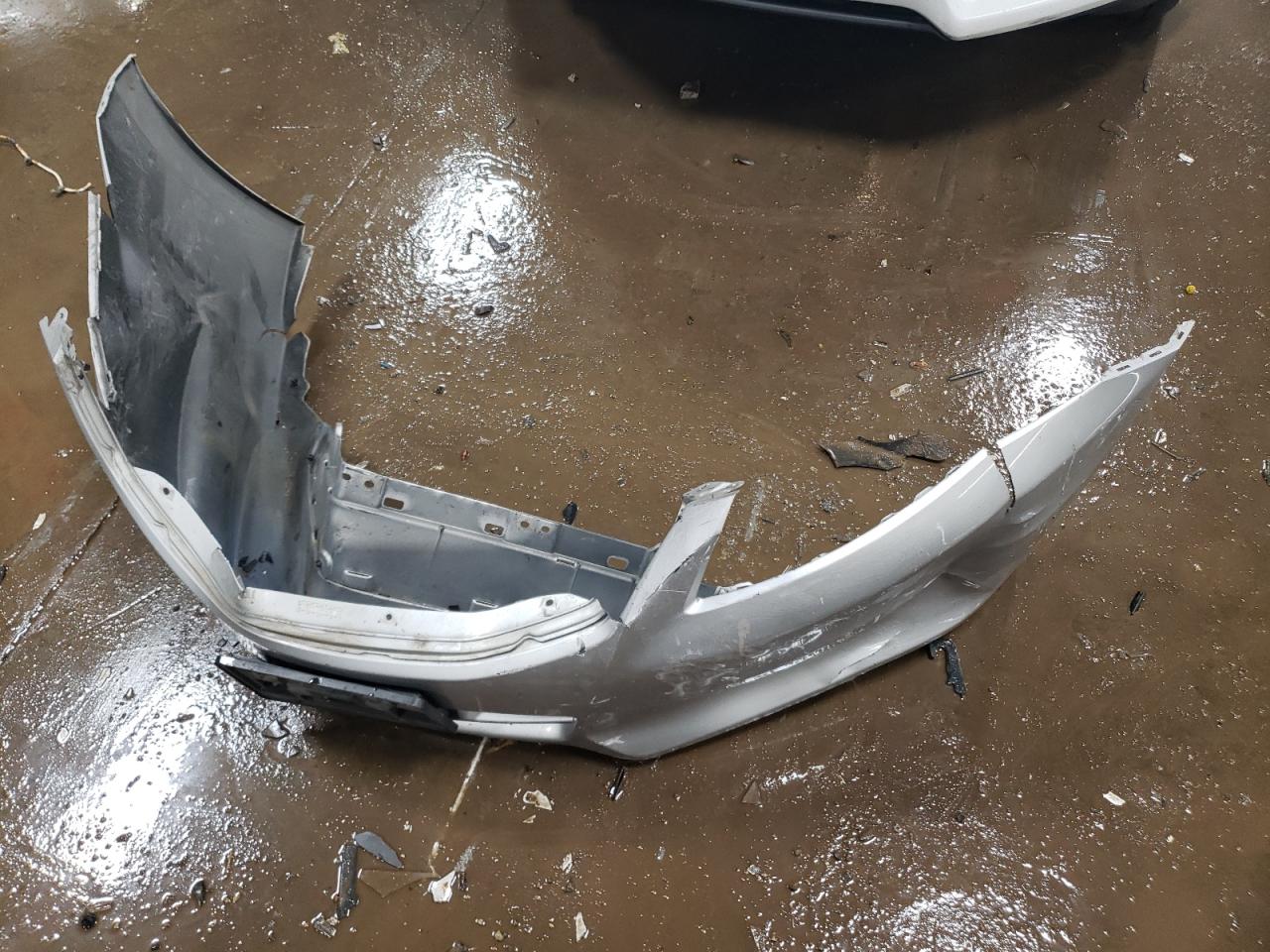 1HGCP2F37BA052584 2011 Honda Accord Lx