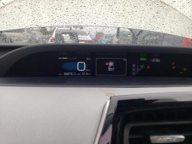 2017 Toyota Prius - Image 9