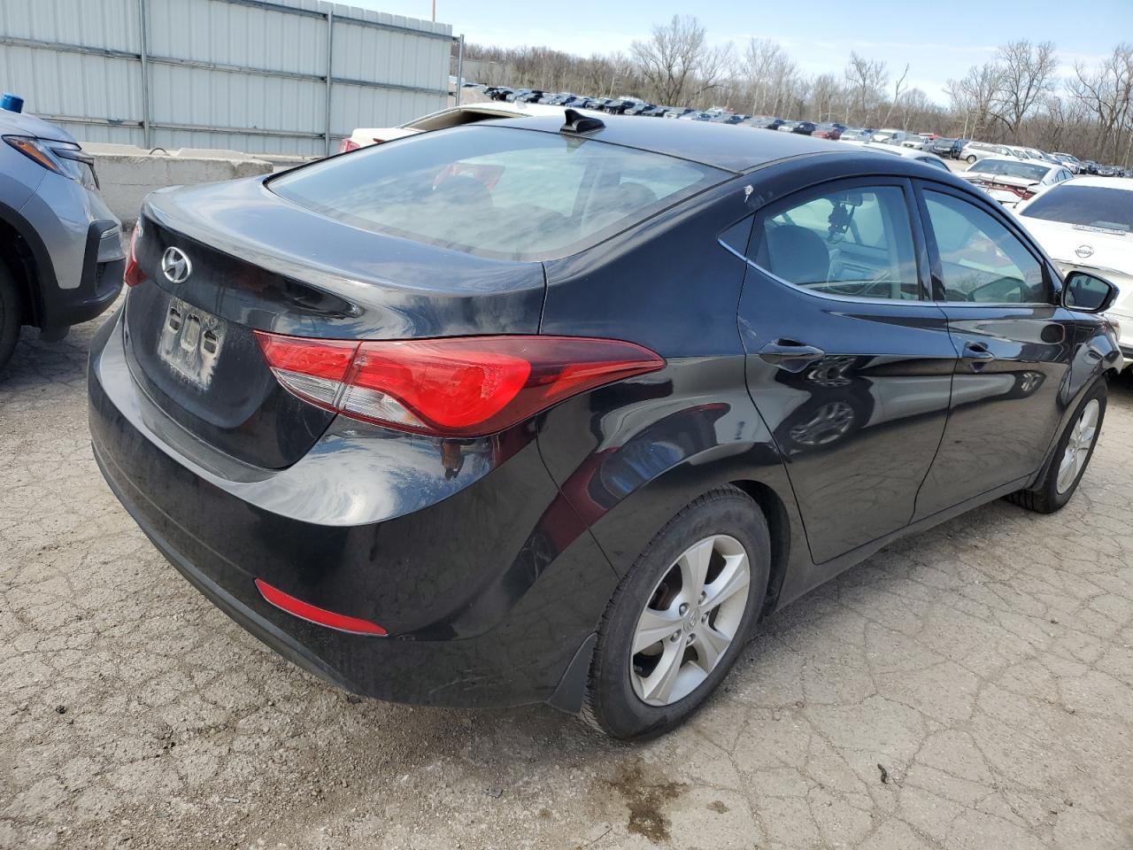 5NPDH4AE4GH733418 2016 Hyundai Elantra Se