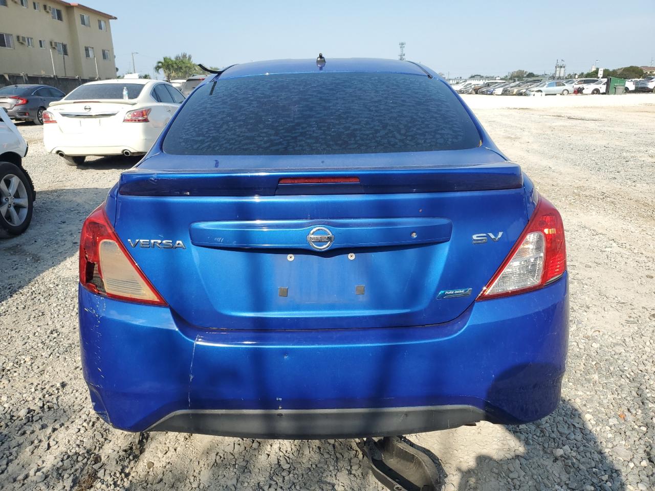 Lot #2519122760 2016 NISSAN VERSA S