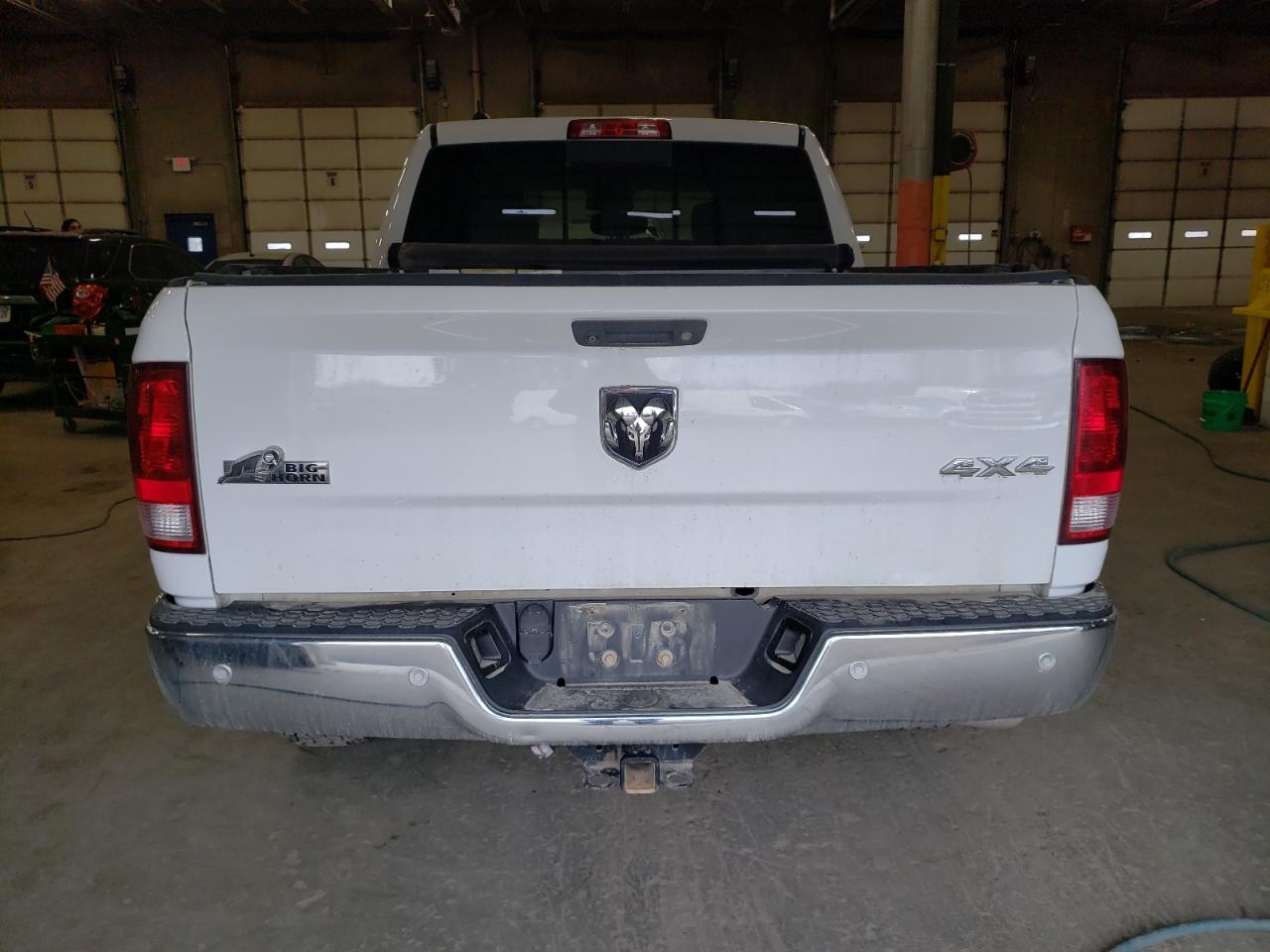 1C6RR7LG2GS363517 2016 Ram 1500 Slt