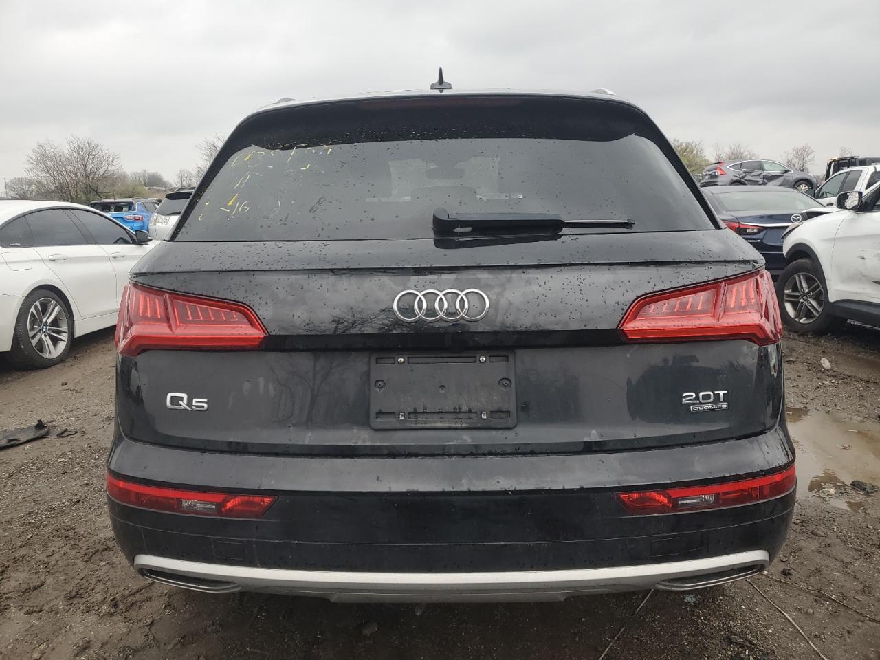 WA1ANAFY7J2242678 2018 Audi Q5 Premium