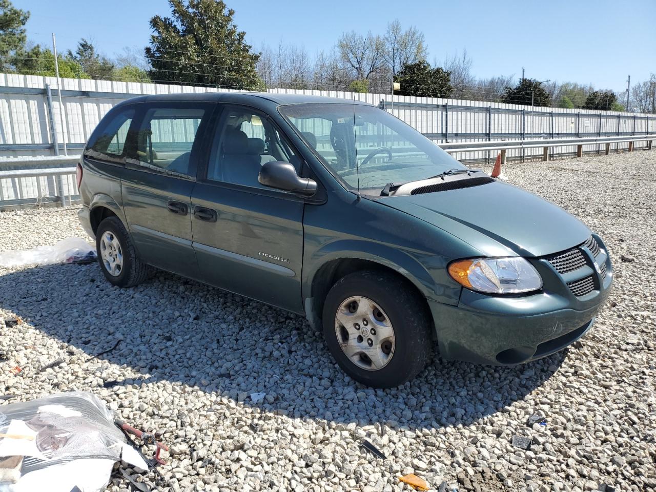 1B8GP25361B233360 2001 Dodge Caravan Se