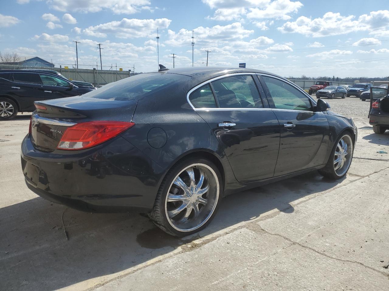 2013 Buick Regal Premium vin: 2G4GS5ER8D9228591