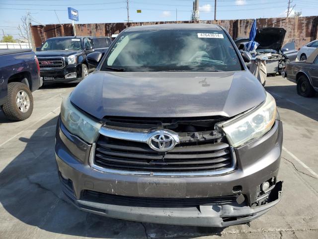 VIN 5TDZKRFH3FS074652 2015 Toyota Highlander, LE no.5