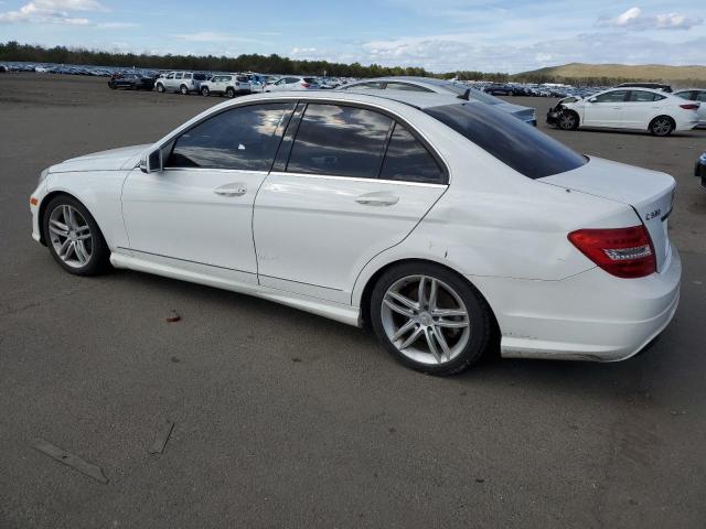 VIN WDDGF8AB4DR281805 2013 Mercedes-Benz C-Class, 3... no.2