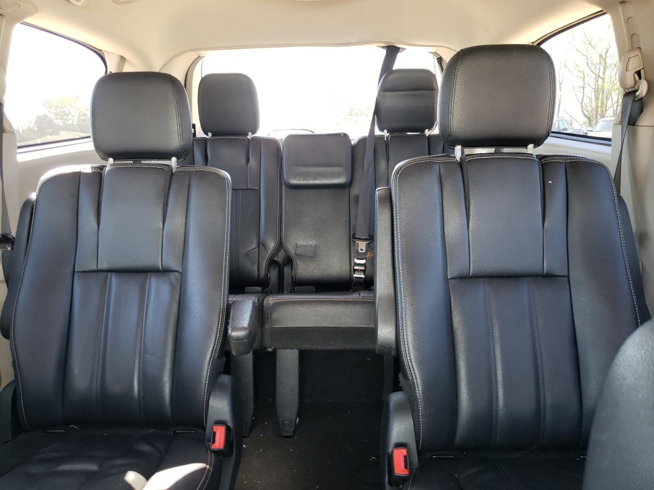 2C4RC1BG1GR289159 2016 Chrysler Town & Country Touring