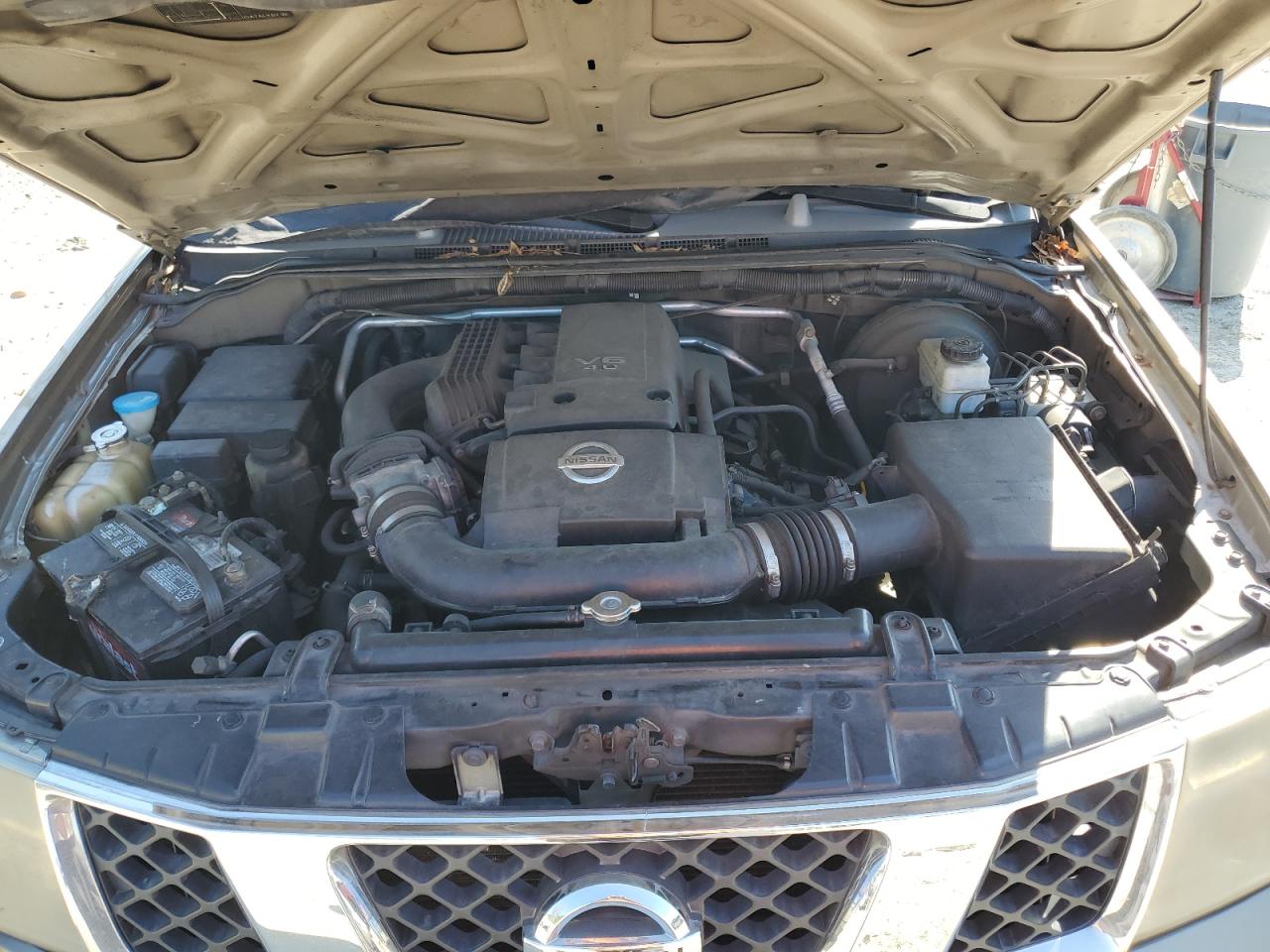 5N1AR18UX6C619120 2006 Nissan Pathfinder Le