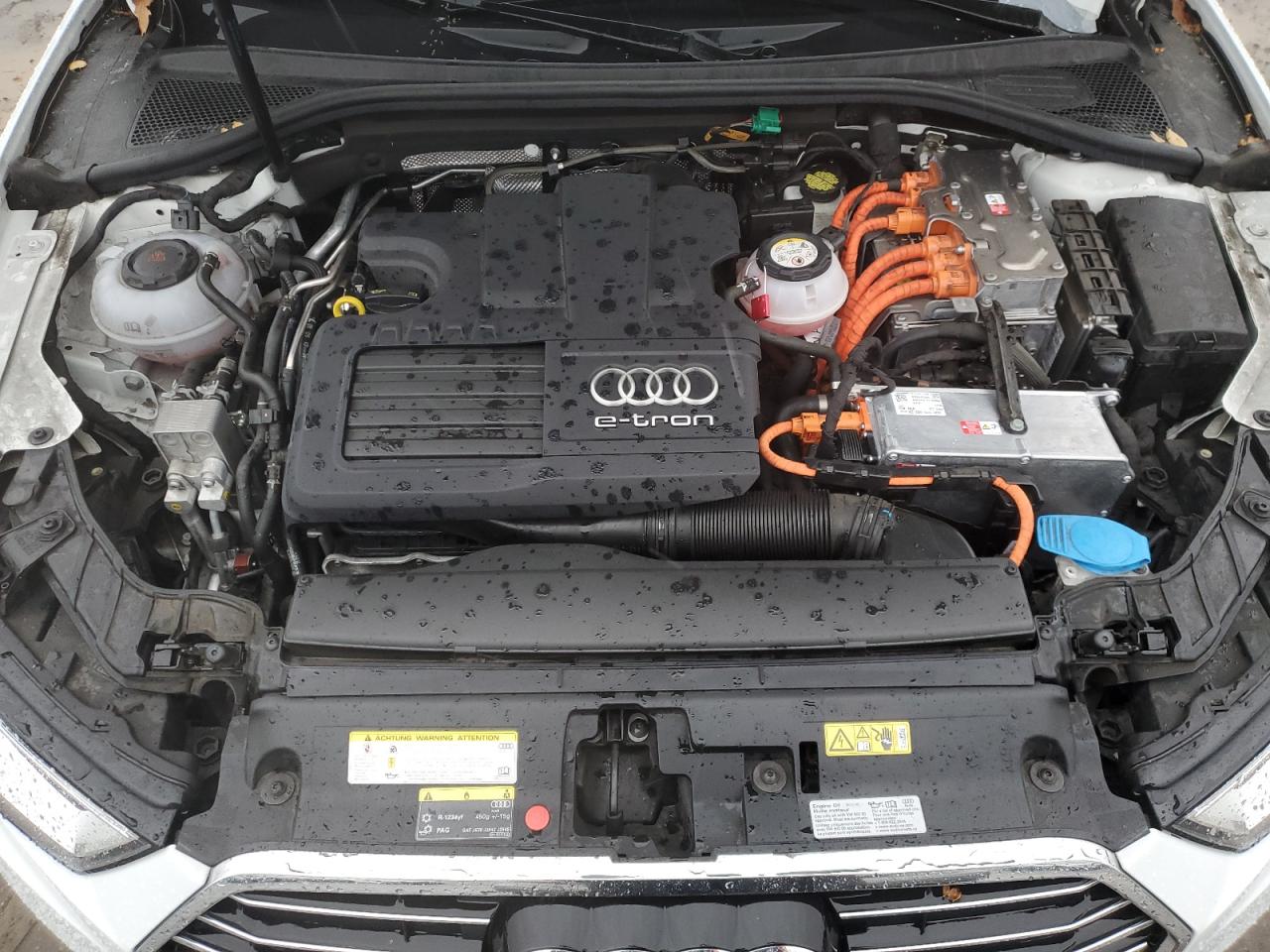 WAUUPBFF9JA078547 2018 Audi A3 E-Tron Premium