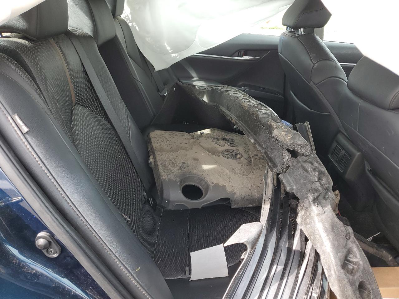 4T1FZ1AKXLU033876 2020 Toyota Camry Xle