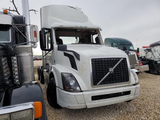 2018 Volvo Vn Vnl VIN: 4V4NC9EH0JN999664 Lot: 46995244