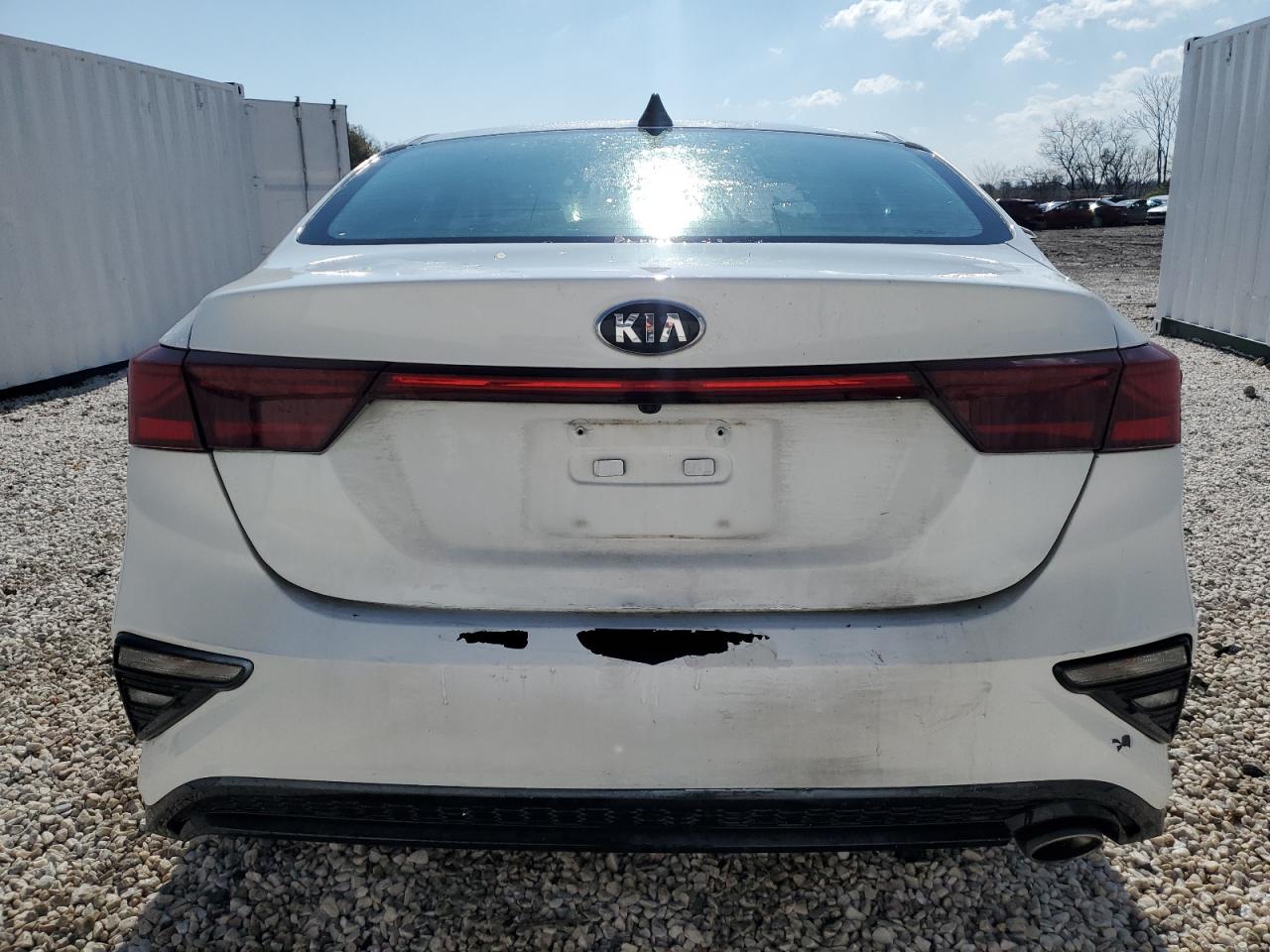3KPF24AD9ME345408 2021 Kia Forte Fe