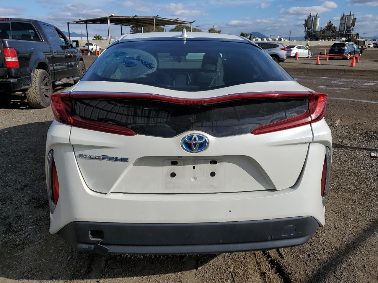 2017 Toyota Prius Prime vin: JTDKARFP8H3065610