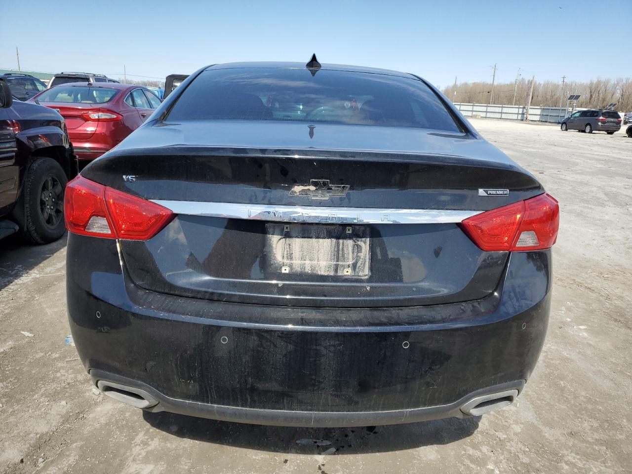 2G1125S35J9126177 2018 Chevrolet Impala Premier