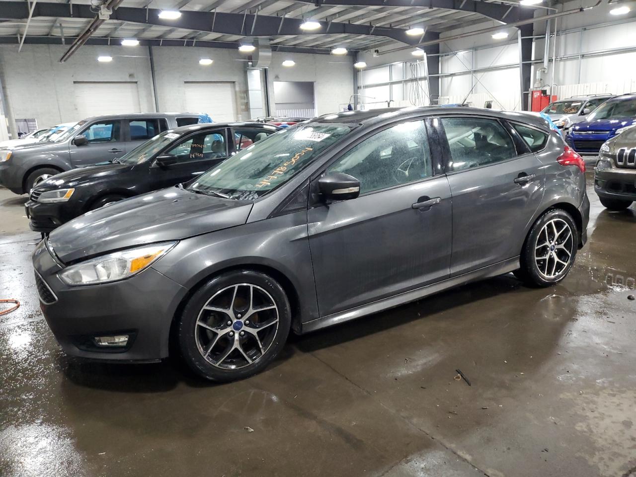 2016 Ford Focus Se vin: 1FADP3K2XGL391699