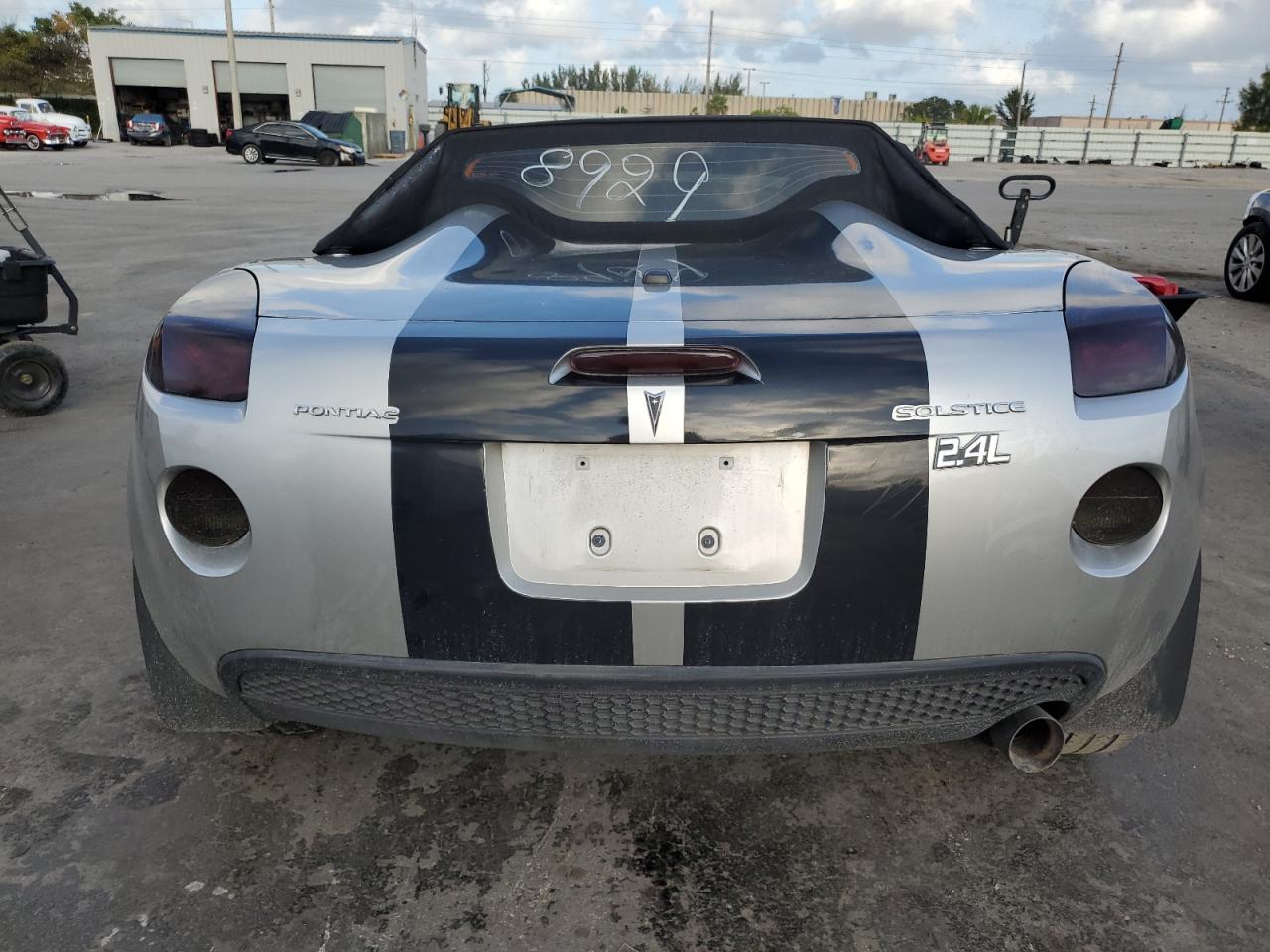 1G2MB35B27Y118929 2007 Pontiac Solstice