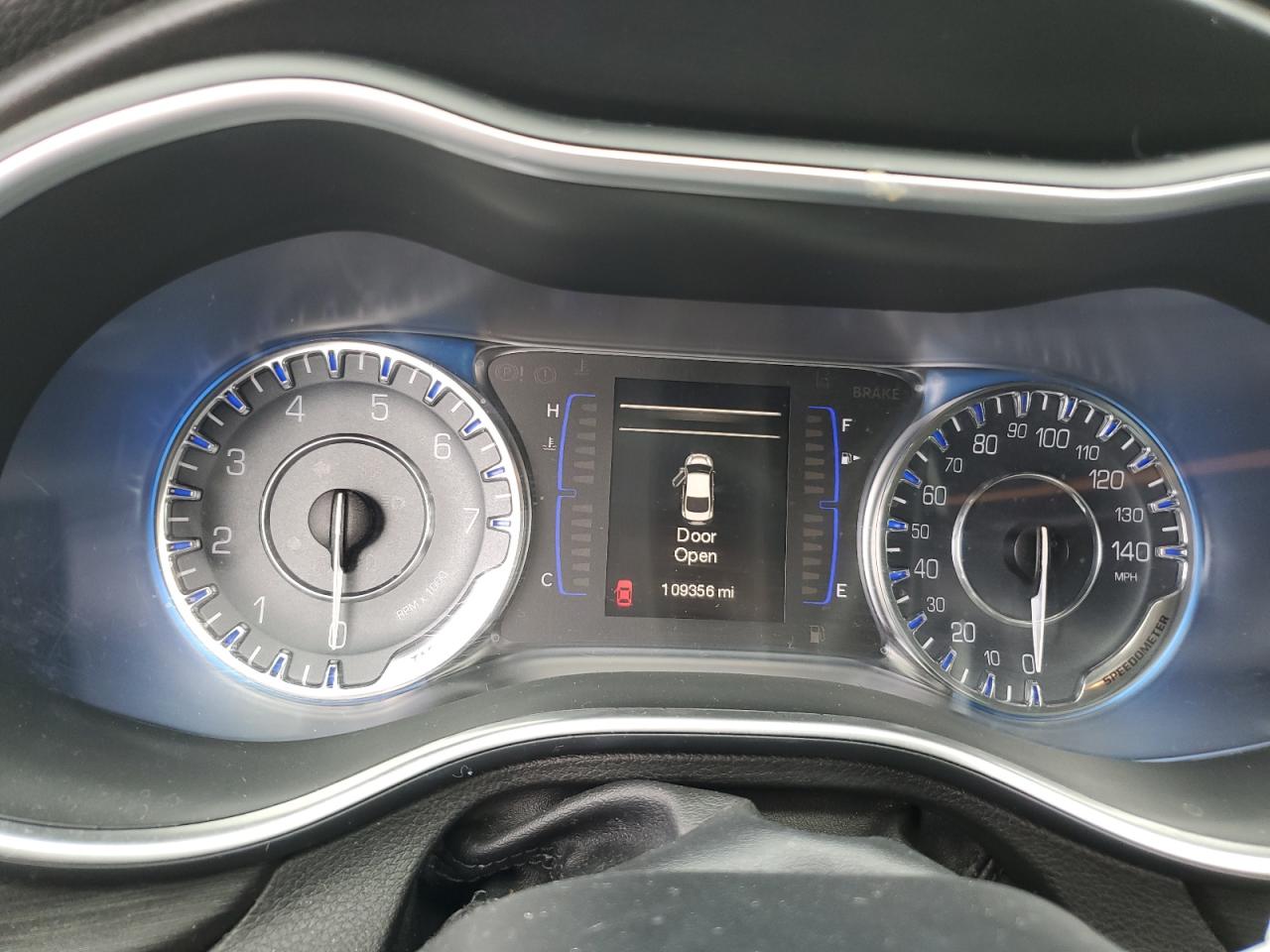 1C3CCCAB0FN711204 2015 Chrysler 200 Limited