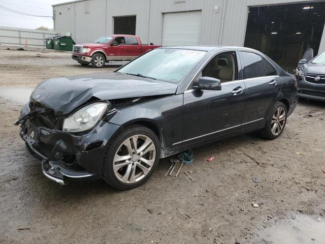 VIN WDDGF8AB1DR283429 2013 Mercedes-Benz C-Class, 3... no.1