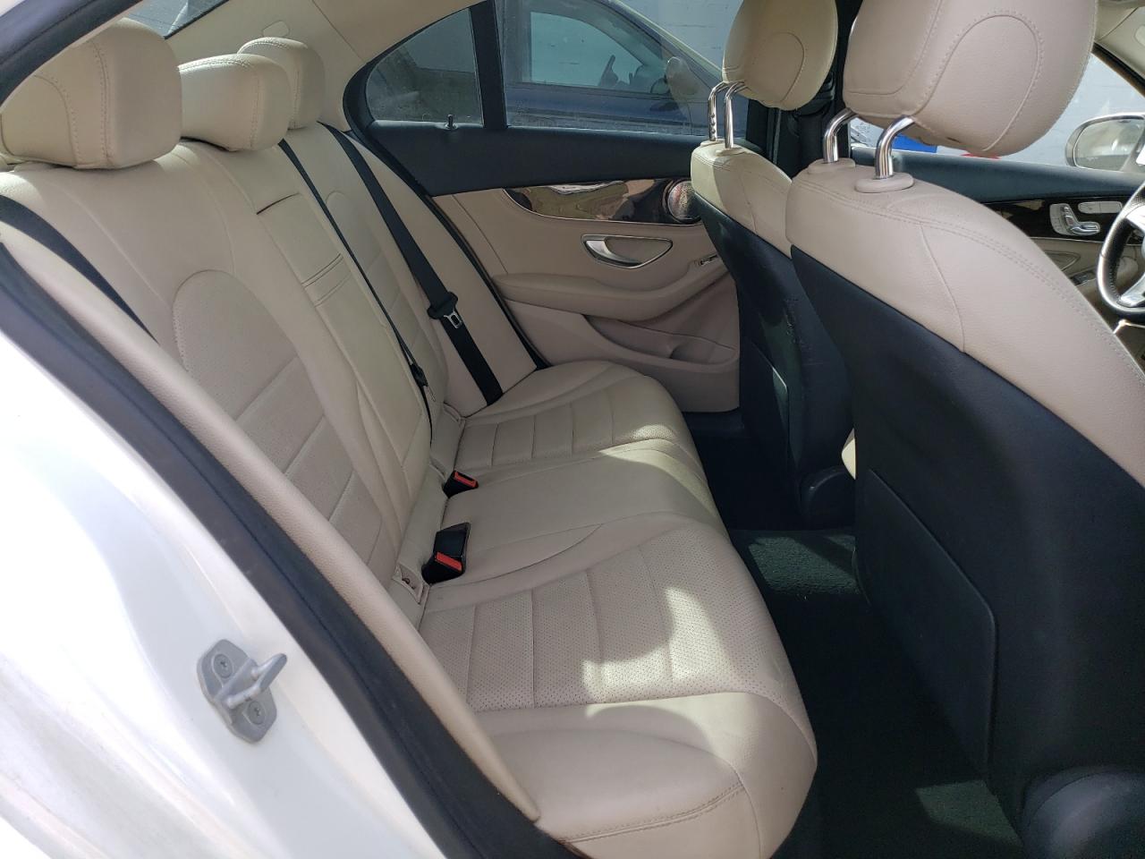 WDDWF4KB4GR138831 2016 Mercedes-Benz C 300 4Matic