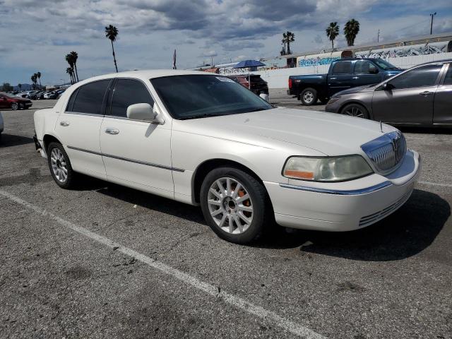 2007 Lincoln Town Car Signature VIN: 1LNHM81V17Y609220 Lot: 48332114