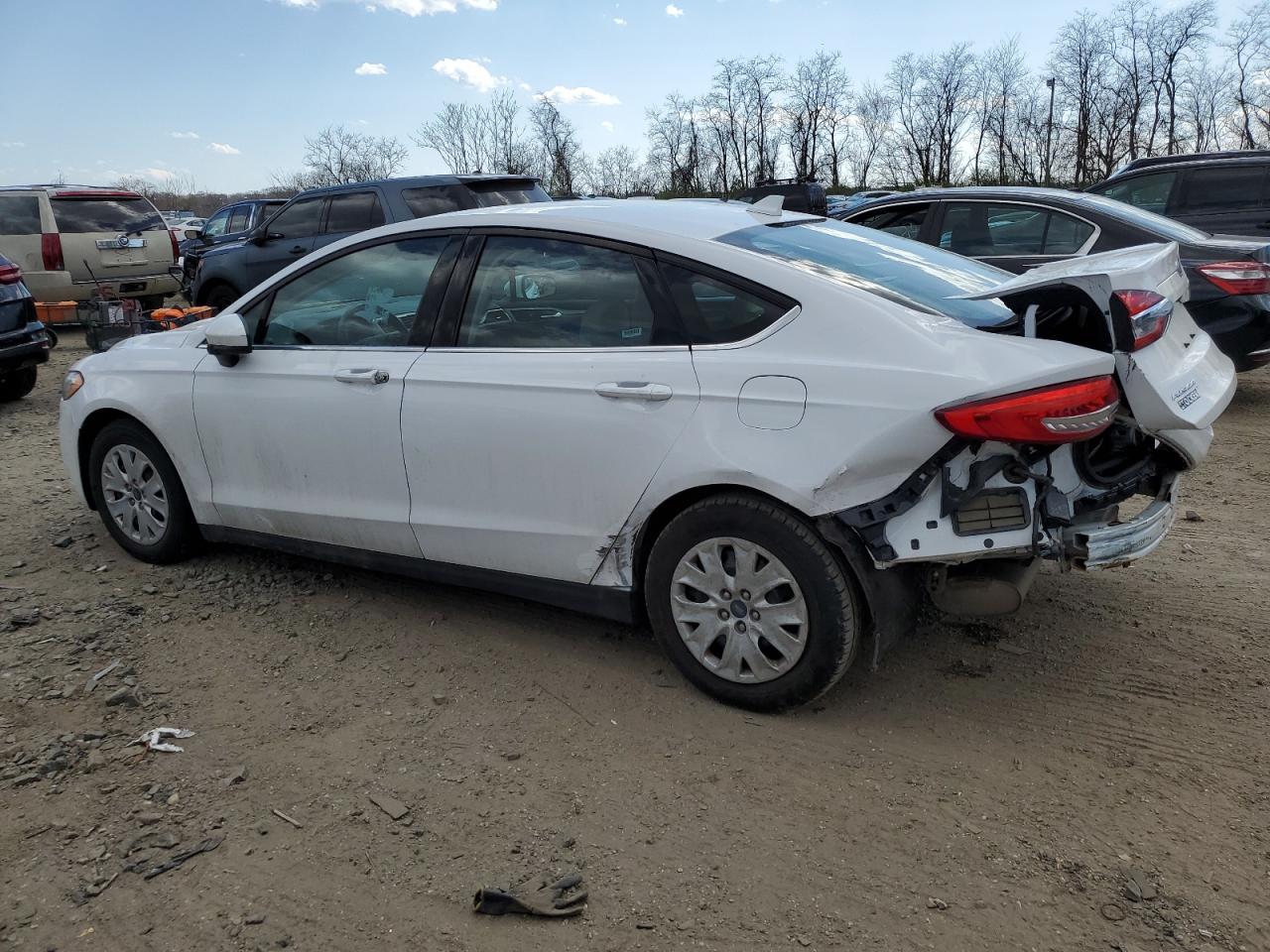 2020 Ford Fusion S vin: 3FA6P0G77LR163585