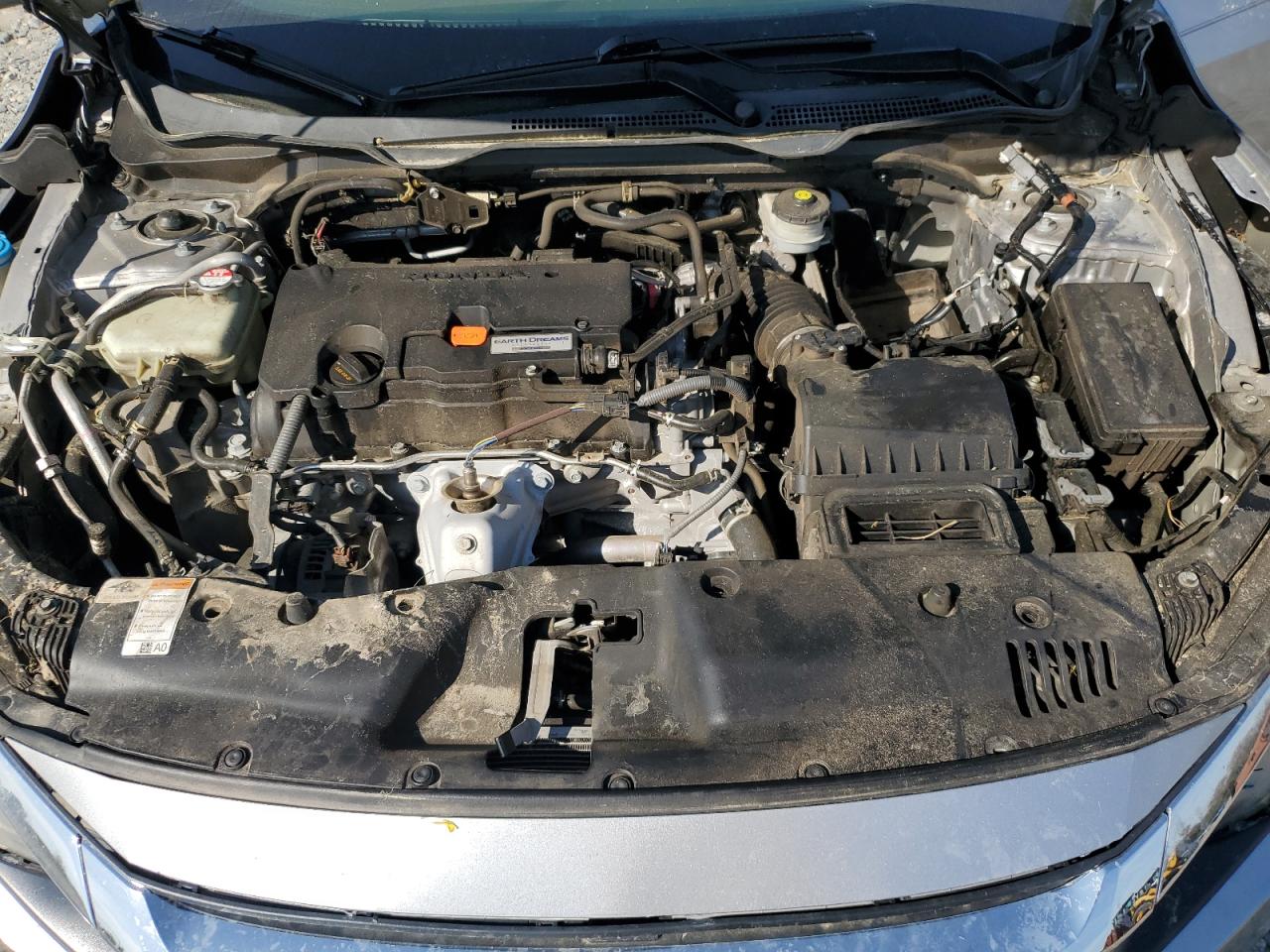 19XFC2F59JE029988 2018 Honda Civic Lx