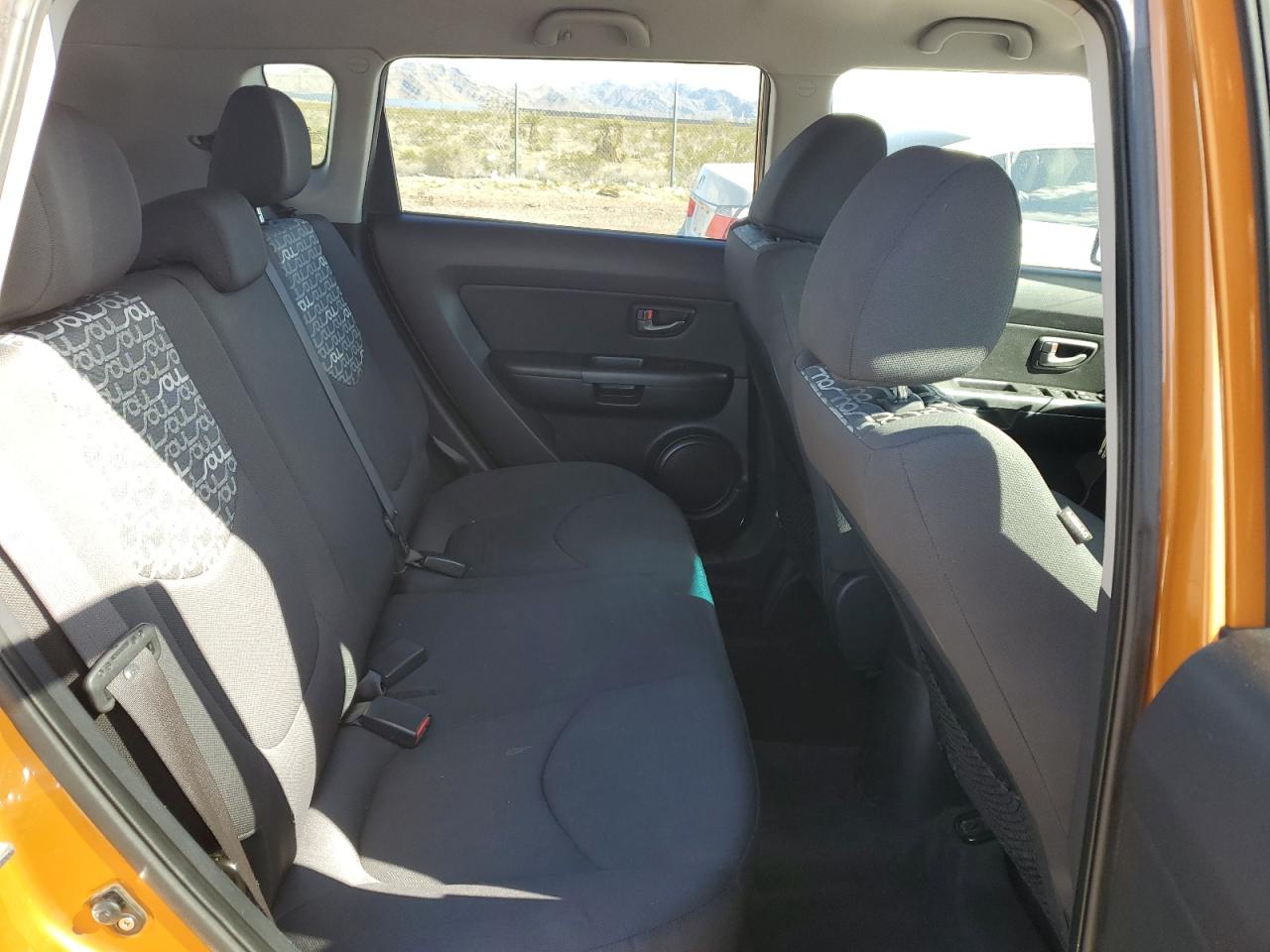 KNDJT2A24B7212465 2011 Kia Soul +