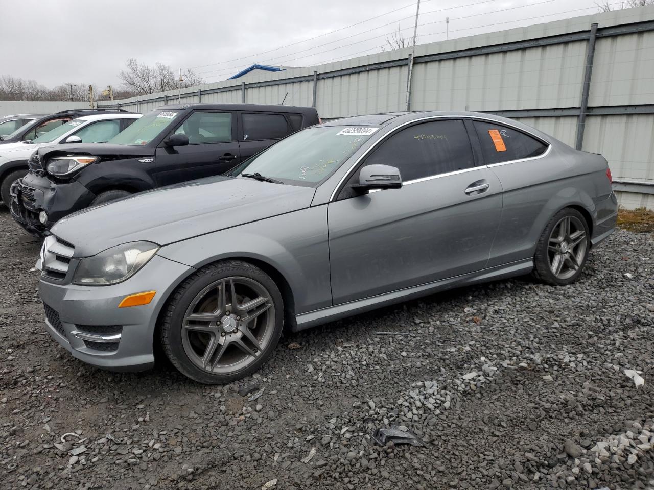 WDDGJ4HB1DG049381 2013 Mercedes-Benz C 250