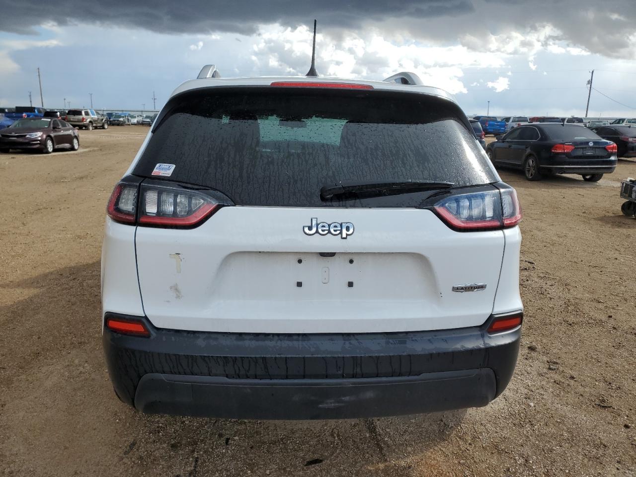 2020 Jeep Cherokee Latitude vin: 1C4PJLCB4LD556481