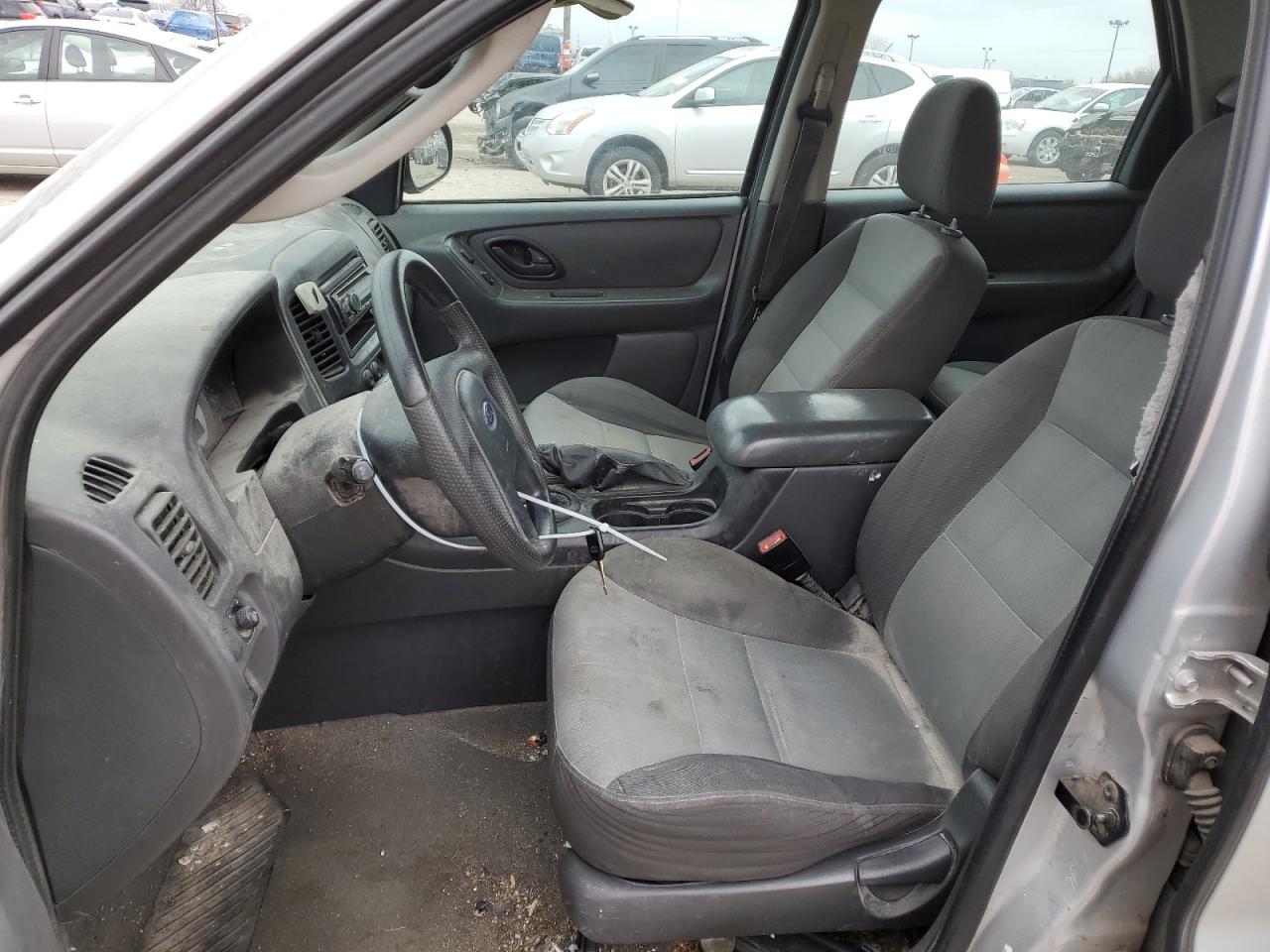 1FMYU02Z45DA16006 2005 Ford Escape Xls