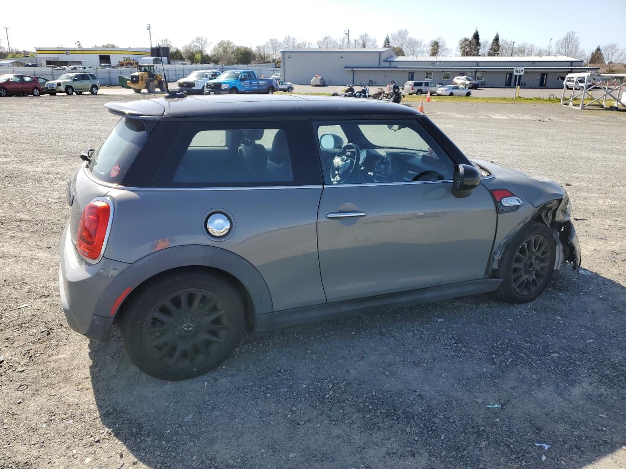 WMWXP7C51F2A35704 2015 Mini Cooper S