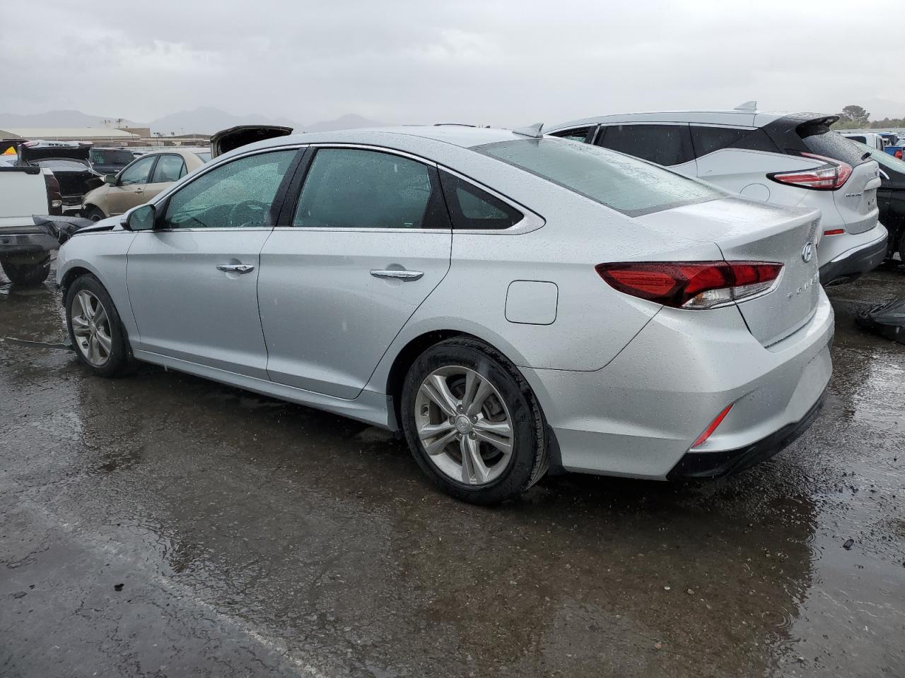 2018 Hyundai Sonata Sport vin: 5NPE34AF9JH692500