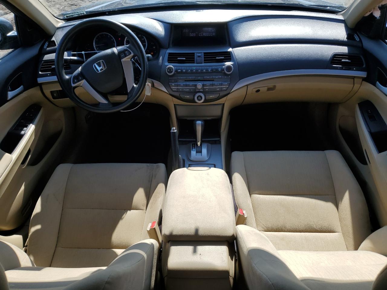 1HGCP2F31BA136383 2011 Honda Accord Lx