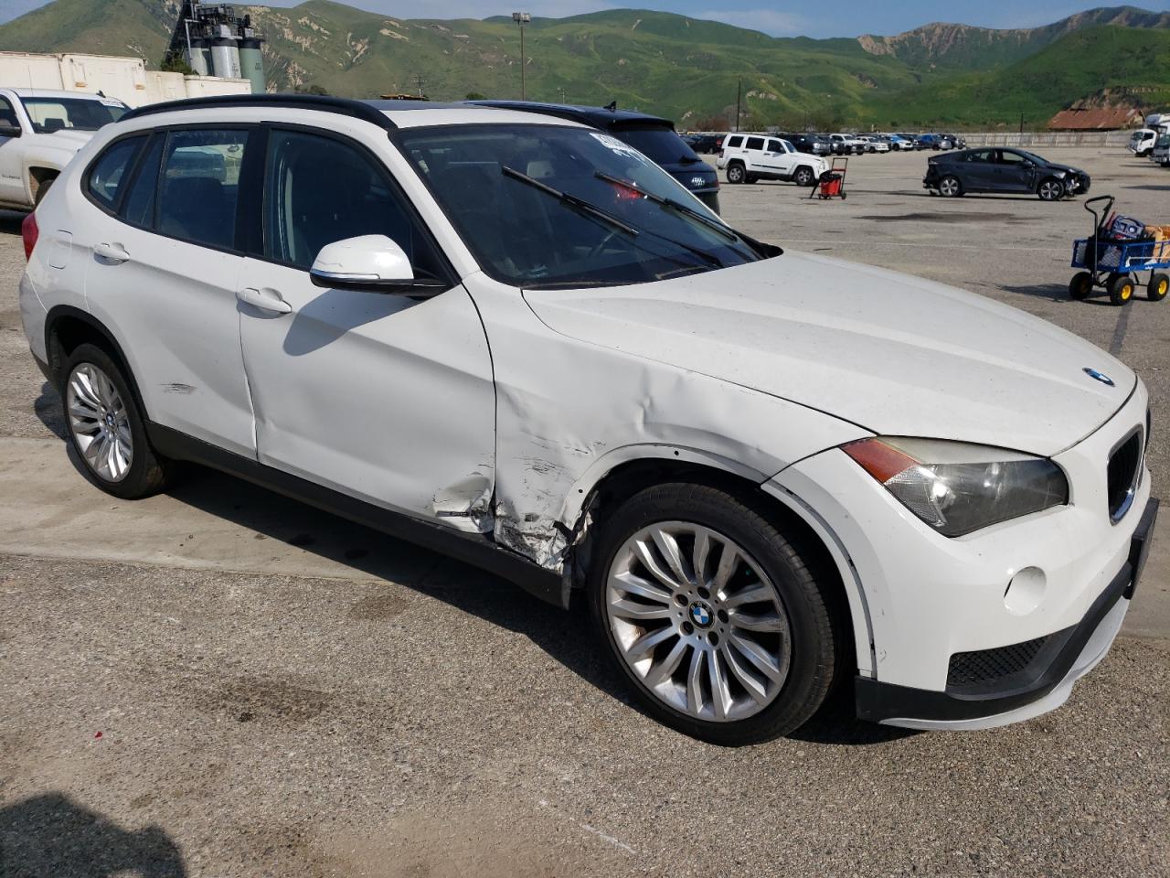 2015 BMW X1 Sdrive28I vin: WBAVM1C51FVW57129