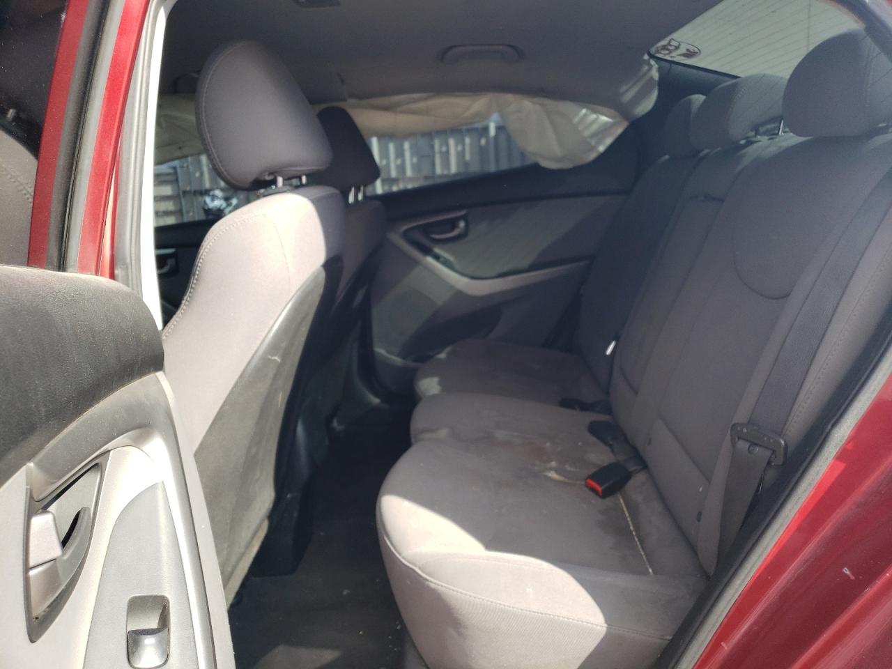 5NPDH4AE5EH546833 2014 Hyundai Elantra Se