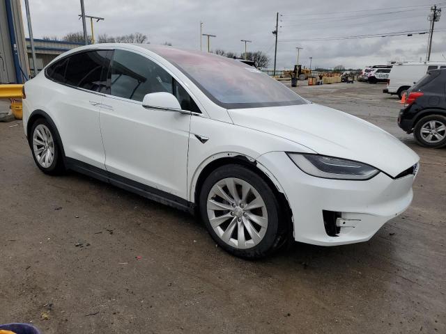 5YJXCBE29HF042790 2017 TESLA MODEL X-3